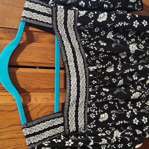 Lucky Brand boho top - Picture 5 of 7